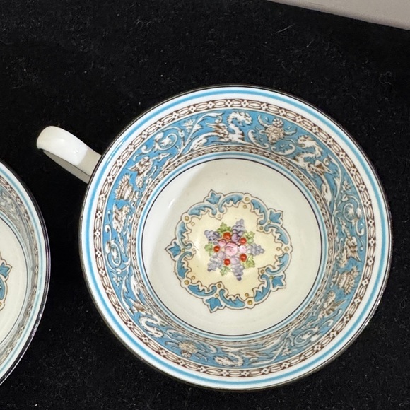 Wedgwood White Bone China Teacup - Picture 2 of 6